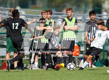 Thumbnail 3 in Greenfield vs. Christ School (Ravenscroft Soccer Invitational) photogallery.