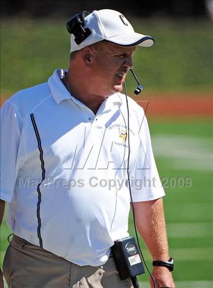 Thumbnail 2 in Central Catholic vs. Mt. Lebanon (5 Days 2 Friday) photogallery.
