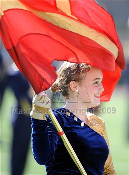 Thumbnail 1 in Central Catholic vs. Mt. Lebanon (5 Days 2 Friday) photogallery.