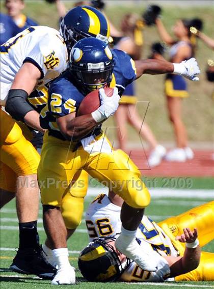 Thumbnail 2 in Central Catholic vs. Mt. Lebanon (5 Days 2 Friday) photogallery.