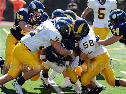 Thumbnail 1 in Central Catholic vs. Mt. Lebanon (5 Days 2 Friday) photogallery.