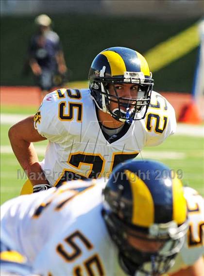 Thumbnail 1 in Central Catholic vs. Mt. Lebanon (5 Days 2 Friday) photogallery.