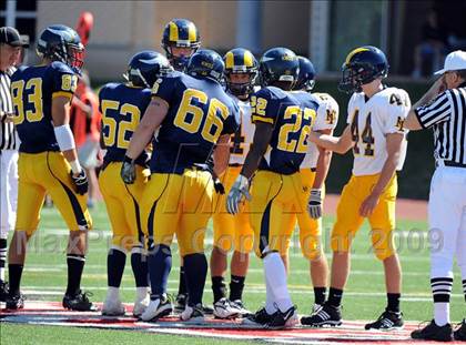 Thumbnail 2 in Central Catholic vs. Mt. Lebanon (5 Days 2 Friday) photogallery.