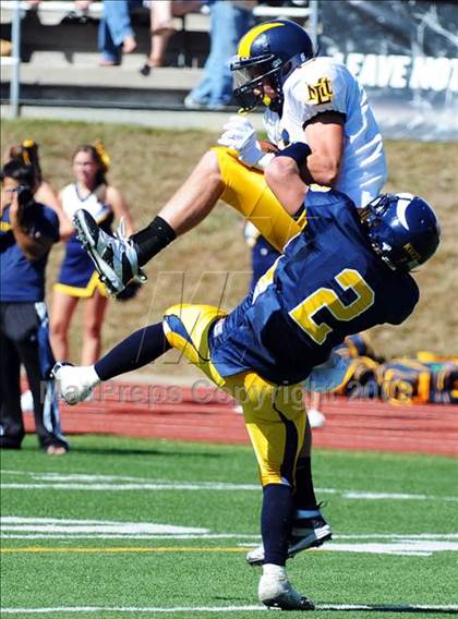 Thumbnail 1 in Central Catholic vs. Mt. Lebanon (5 Days 2 Friday) photogallery.