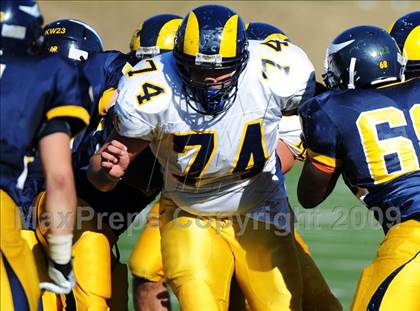 Thumbnail 2 in Central Catholic vs. Mt. Lebanon (5 Days 2 Friday) photogallery.