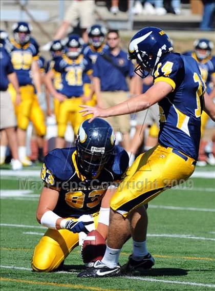 Thumbnail 1 in Central Catholic vs. Mt. Lebanon (5 Days 2 Friday) photogallery.