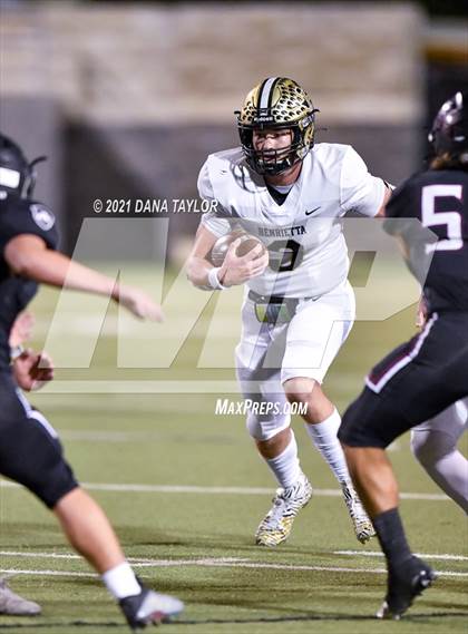 Thumbnail 1 in Millsap vs Henrietta (UIL 3A D2 Bi-District Playoff) photogallery.