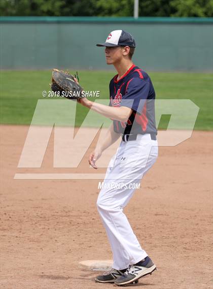 Thumbnail 3 in Central Catholic vs. Boston College High (MIAA Division 1A Elimination Round) photogallery.