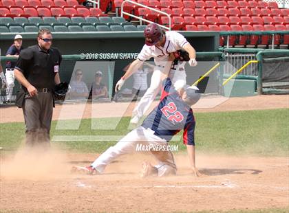 Thumbnail 1 in Central Catholic vs. Boston College High (MIAA Division 1A Elimination Round) photogallery.