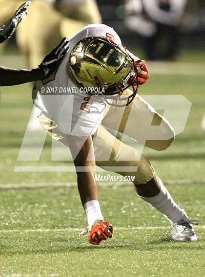 Thumbnail 2 in Bergen Catholic @ Paramus Catholic photogallery.