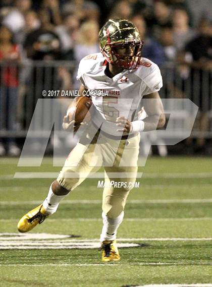 Thumbnail 2 in Bergen Catholic @ Paramus Catholic photogallery.