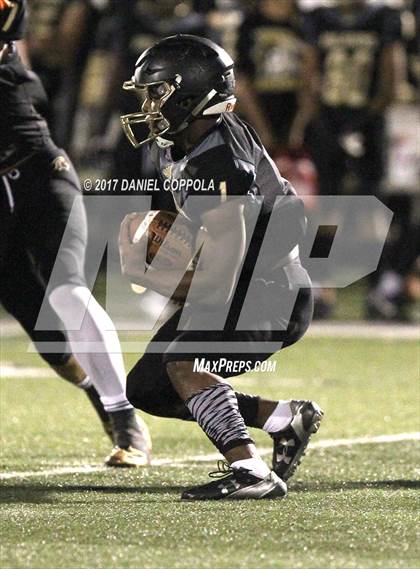 Thumbnail 3 in Bergen Catholic @ Paramus Catholic photogallery.