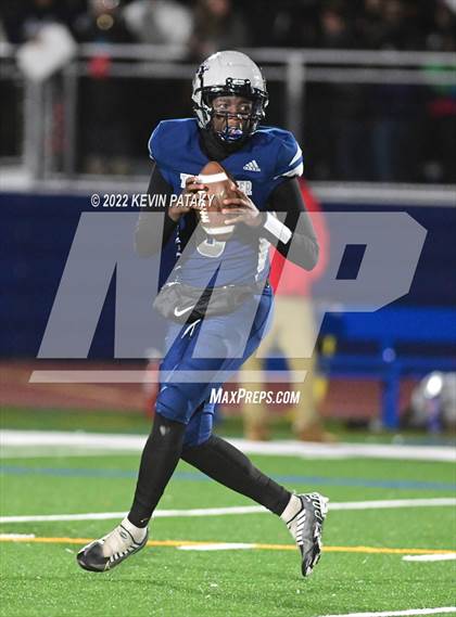 Thumbnail 1 in North Haven @ Thames River co-op [Norwich RVT/Grasso RVT/St. Bernard] (CIAC Class MM Quarterfinal) photogallery.