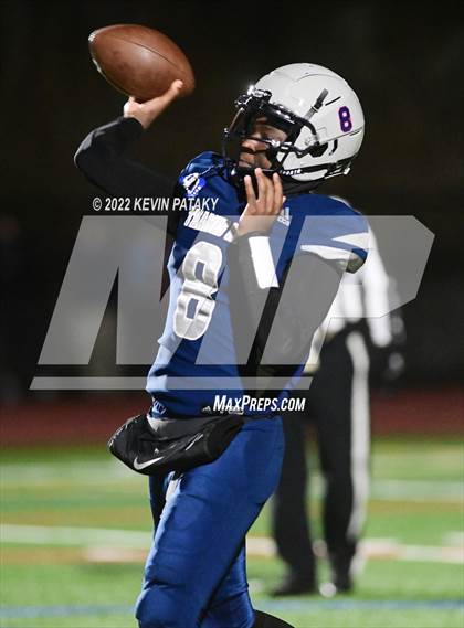 Thumbnail 3 in North Haven @ Thames River co-op [Norwich RVT/Grasso RVT/St. Bernard] (CIAC Class MM Quarterfinal) photogallery.