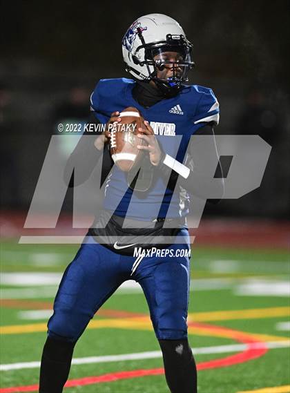Thumbnail 2 in North Haven @ Thames River co-op [Norwich RVT/Grasso RVT/St. Bernard] (CIAC Class MM Quarterfinal) photogallery.