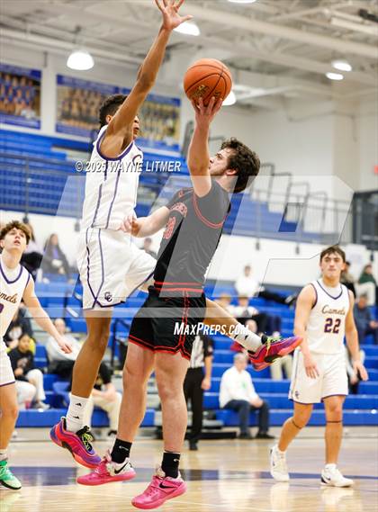 Thumbnail 3 in Waggener vs Campbell County photogallery.