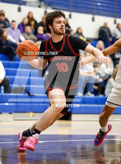 Thumbnail 1 in Waggener vs Campbell County photogallery.