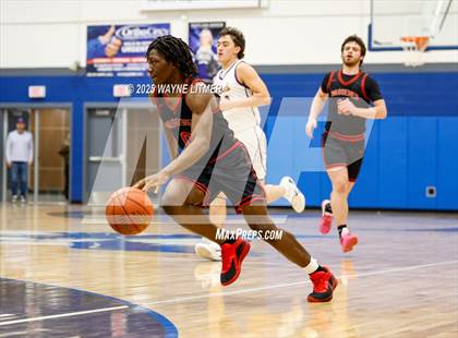 Thumbnail 1 in Waggener vs Campbell County photogallery.