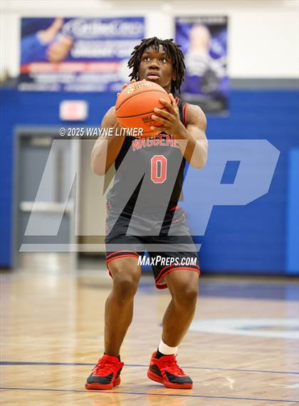 Thumbnail 3 in Waggener vs Campbell County photogallery.