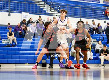 Thumbnail 3 in Waggener vs Campbell County photogallery.