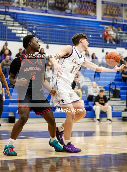 Thumbnail 2 in Waggener vs Campbell County photogallery.