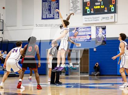 Thumbnail 2 in Waggener vs Campbell County photogallery.