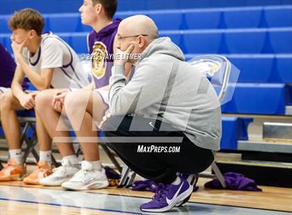 Thumbnail 1 in Waggener vs Campbell County photogallery.