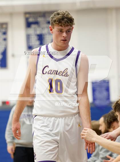 Thumbnail 1 in Waggener vs Campbell County photogallery.