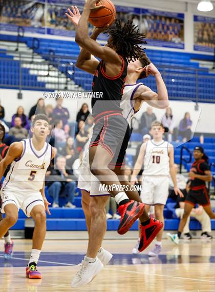 Thumbnail 1 in Waggener vs Campbell County photogallery.