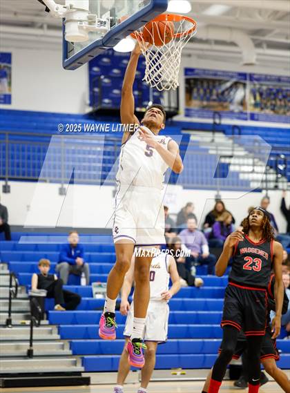Thumbnail 3 in Waggener vs Campbell County photogallery.