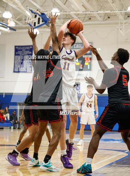 Thumbnail 2 in Waggener vs Campbell County photogallery.