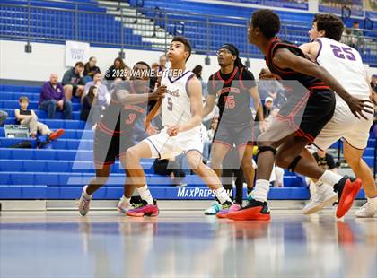 Thumbnail 1 in Waggener vs Campbell County photogallery.