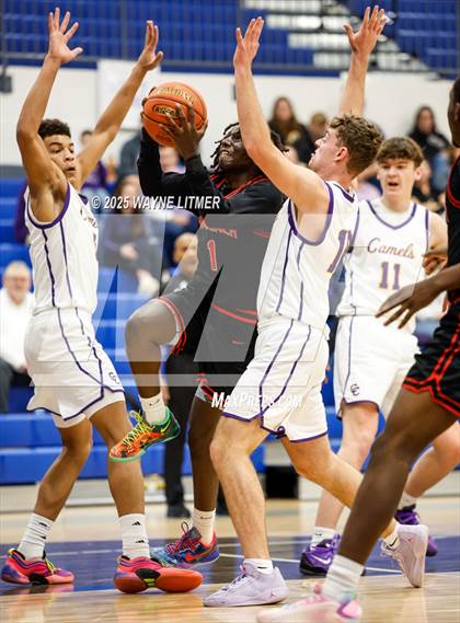 Thumbnail 3 in Waggener vs Campbell County photogallery.