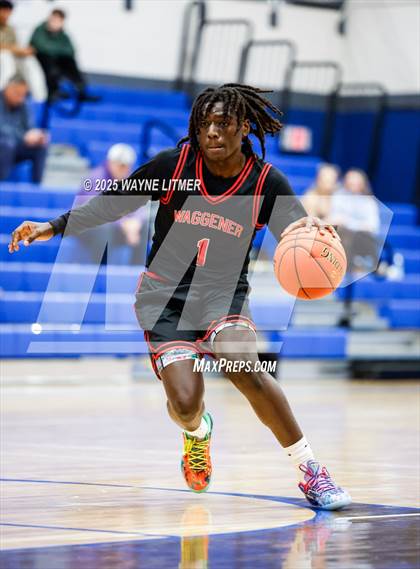 Thumbnail 2 in Waggener vs Campbell County photogallery.