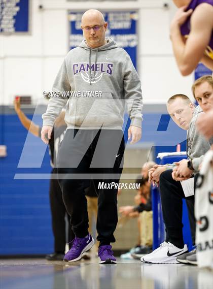 Thumbnail 3 in Waggener vs Campbell County photogallery.