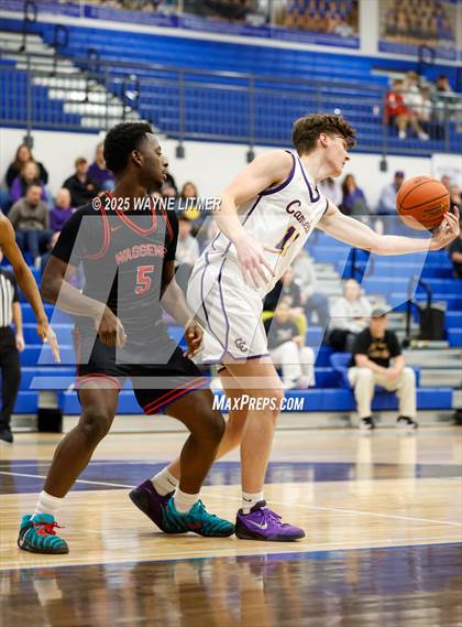 Thumbnail 2 in Waggener vs Campbell County photogallery.