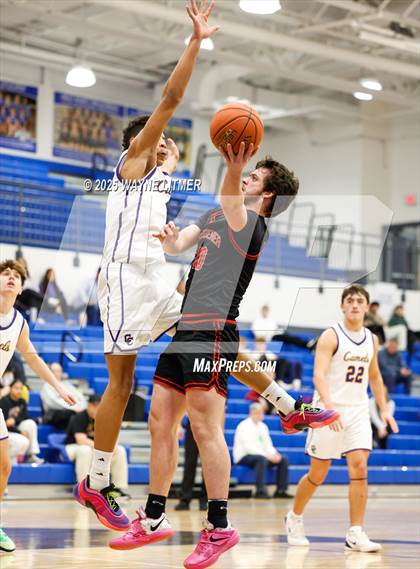 Thumbnail 2 in Waggener vs Campbell County photogallery.