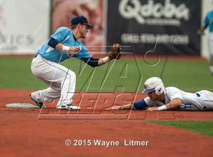 Thumbnail 2 in Boone County vs Highlands (Ninth Region Tournament) photogallery.
