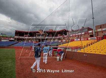 Thumbnail 2 in Boone County vs Highlands (Ninth Region Tournament) photogallery.