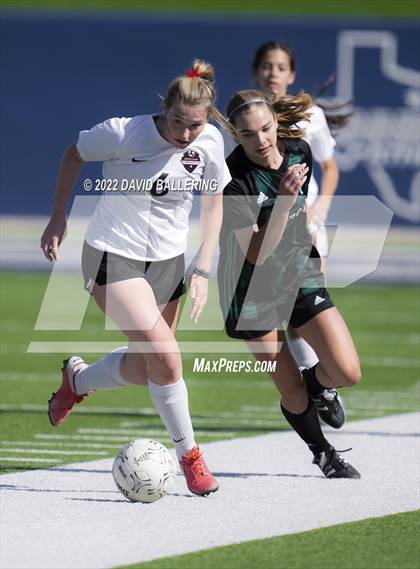 Thumbnail 2 in Southlake Carroll vs. Marcus UIL 6A Regional Championship photogallery.