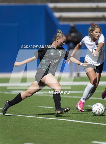 Thumbnail 2 in Southlake Carroll vs. Marcus UIL 6A Regional Championship photogallery.