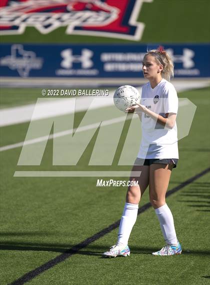 Thumbnail 2 in Southlake Carroll vs. Marcus UIL 6A Regional Championship photogallery.