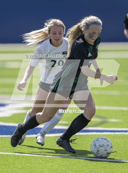 Thumbnail 3 in Southlake Carroll vs. Marcus UIL 6A Regional Championship photogallery.