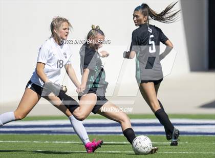Thumbnail 3 in Southlake Carroll vs. Marcus UIL 6A Regional Championship photogallery.