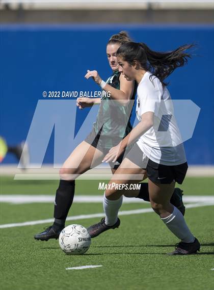 Thumbnail 2 in Southlake Carroll vs. Marcus UIL 6A Regional Championship photogallery.