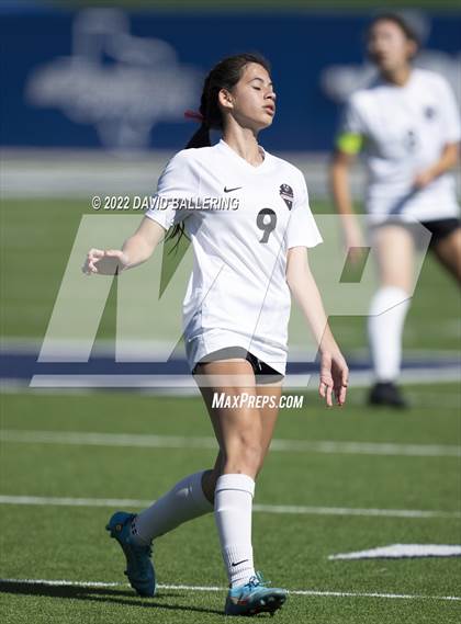 Thumbnail 1 in Southlake Carroll vs. Marcus UIL 6A Regional Championship photogallery.