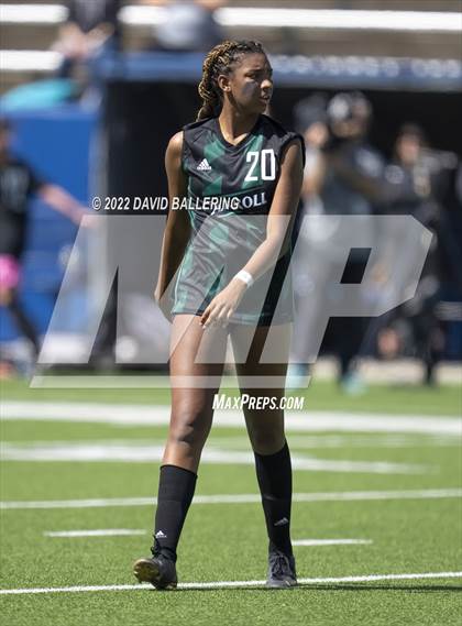 Thumbnail 2 in Southlake Carroll vs. Marcus UIL 6A Regional Championship photogallery.