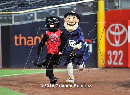 Thumbnail 1 in Bishop's vs Horizon Christian Academy (Petco Park) photogallery.
