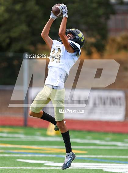Thumbnail 1 in Hayward @ Novato photogallery.
