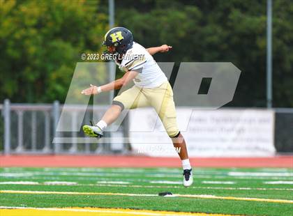 Thumbnail 3 in Hayward @ Novato photogallery.